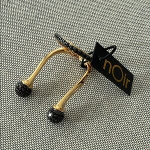 nOir Jewelry Gold and Black Hair Accessory